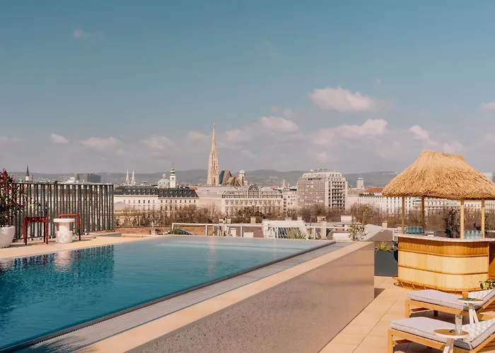 The Hoxton Hotel 4*