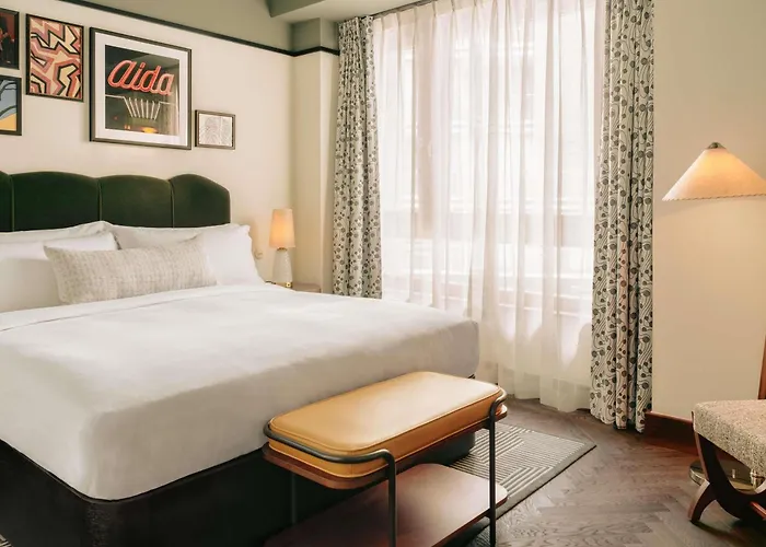 فندق The Hoxton 4*